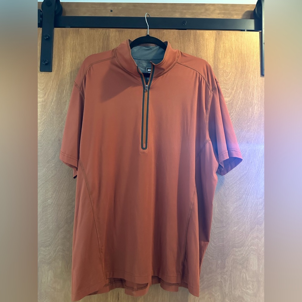 REI Men's Rust Orange Mesh-Lined Shell Top